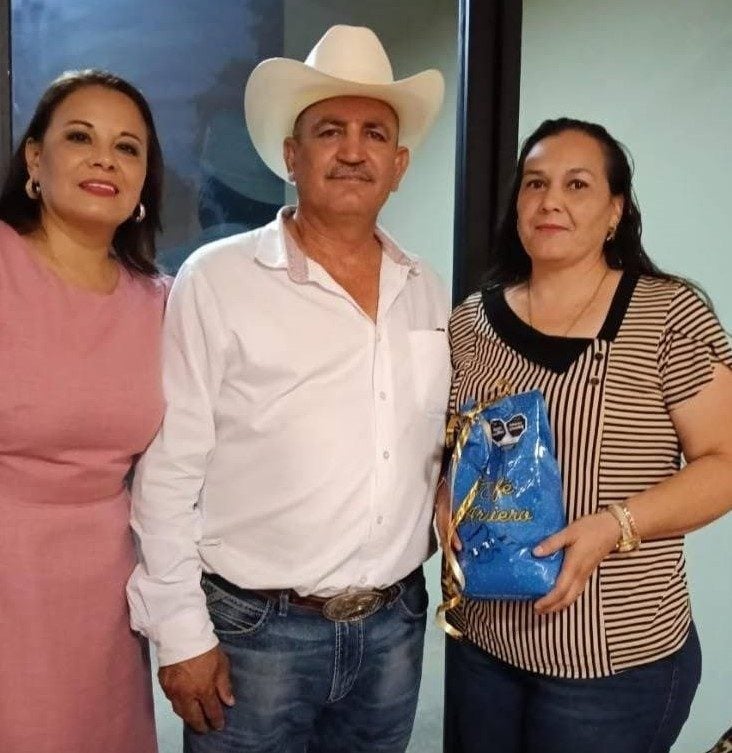 CELEBRACIÓN POR EL DÍA DE LOS ABUELOS